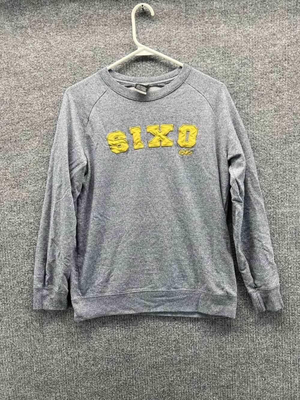 Nike SIXO Sweatshirt Youth XL 18/20 Gray Fleece Pullover Graphic 6.0 Crew Neck